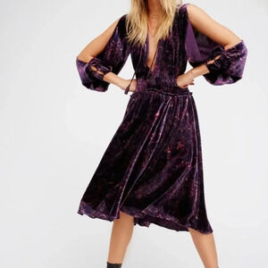 Free People Medusa Midi Dress - Purple Velvet Floral Print - Size 6